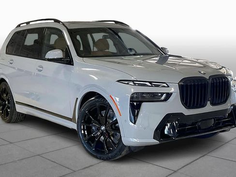 New 2026 BMW X7 xDrive40i image 2