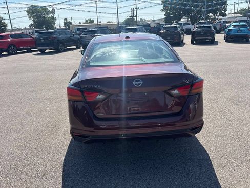Used 2023 Nissan Altima 2.5 SV FWD image 7
