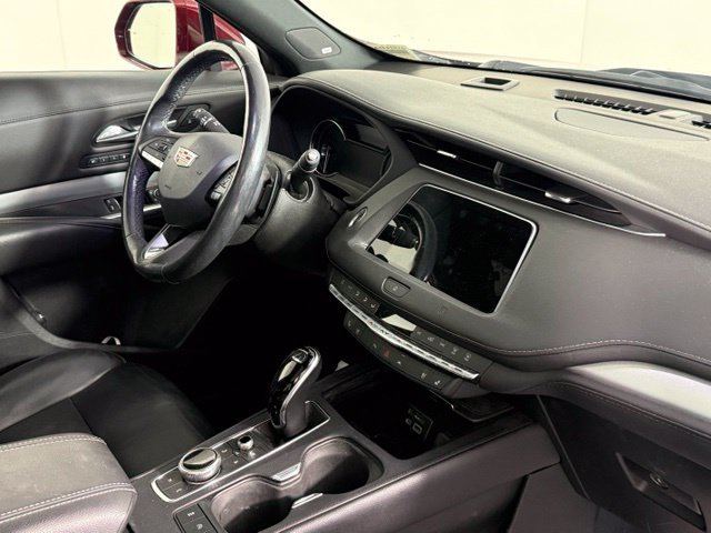 Used 2020 Cadillac XT4 Premium Luxury AWD/4WD image 34