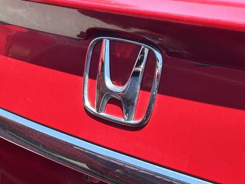 Used 2017 Honda Accord Sport image 7