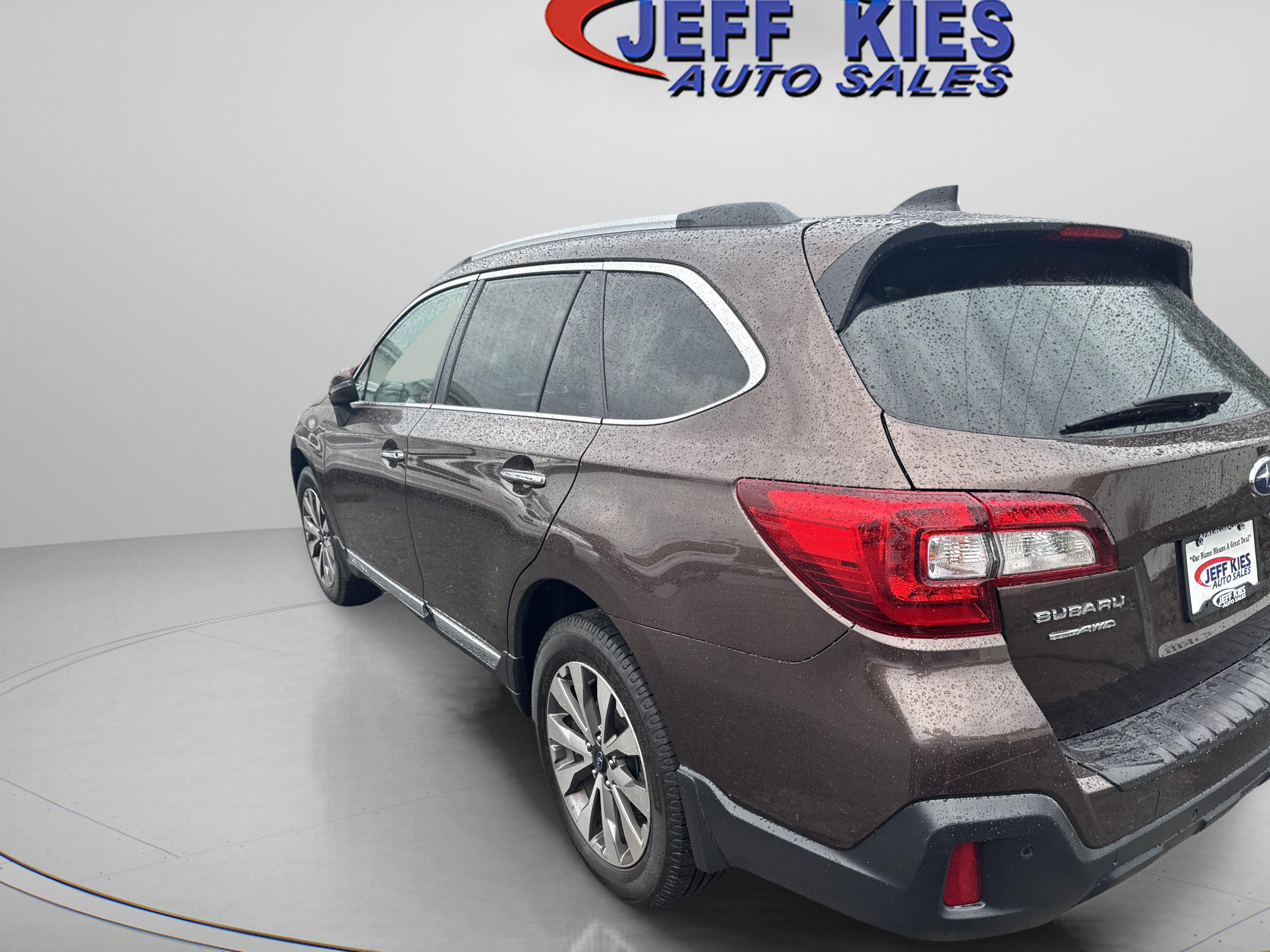 Used 2019 Subaru Outback 2.5i Touring AWD/4WD image 7