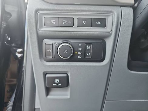 Used 2022 Ford F150 XLT w/ Equipment Group 302A High AWD/4WD image 23