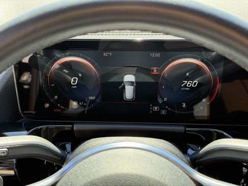 Used 2022 Mercedes-Benz GLA 250 4MATIC image 15