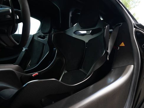 Used 2020 McLaren 620R RWD image 49