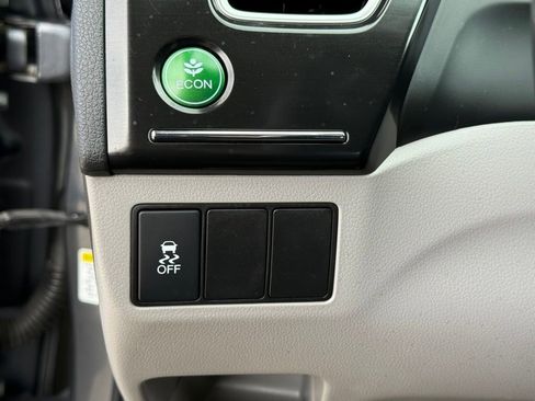 Used 2013 Honda Civic EX-L image 27