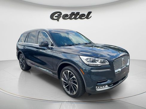 Used 2021 Lincoln Aviator Reserve w/ Equipment Group 202A AWD/4WD image 2