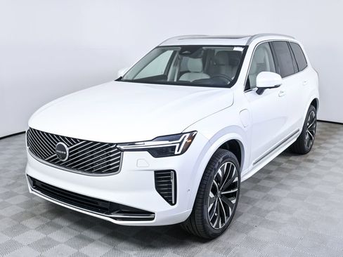 New 2026 Volvo XC90 T8 Ultra AWD/4WD image 1
