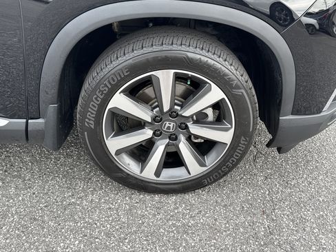 Certified 2023 Honda Pilot Elite image 13