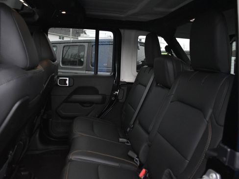 New 2026 Jeep Wrangler Unlimited Sahara image 15