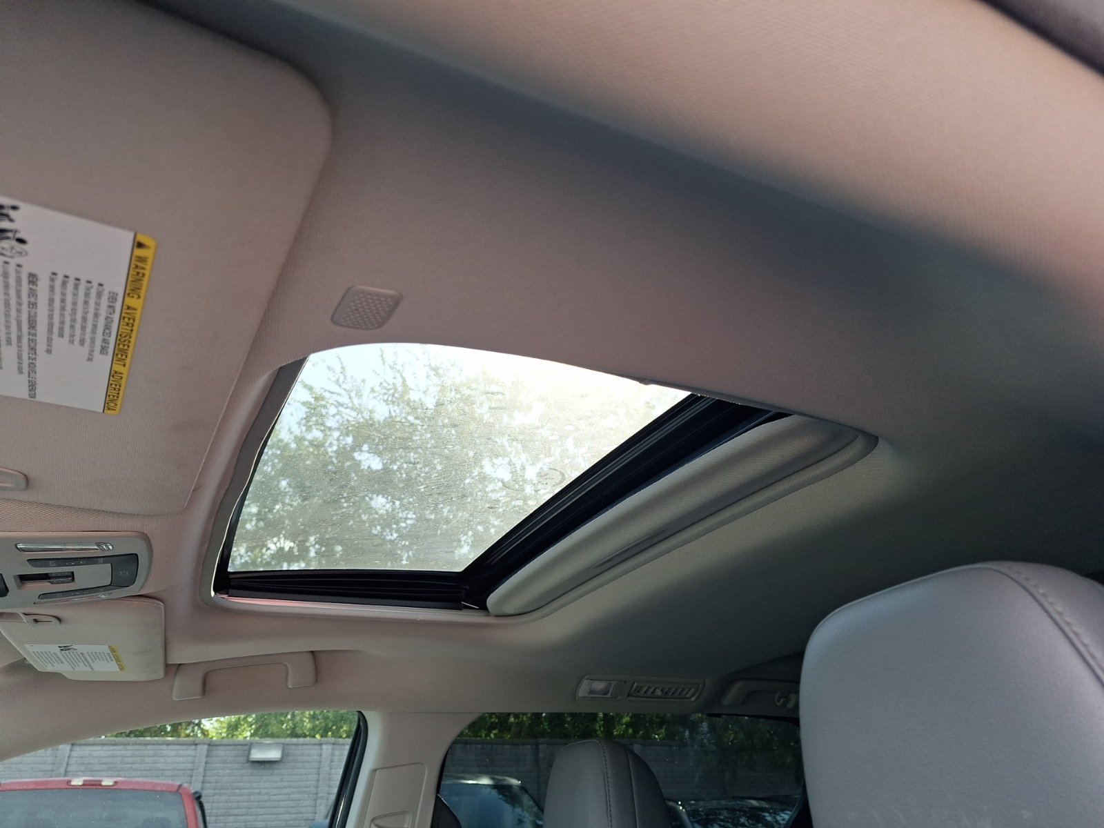 Used 2021 Toyota Sienna XLE FWD image 28