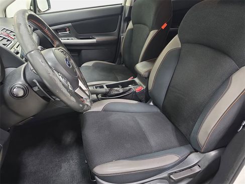 Used 2016 Subaru Crosstrek 2.0i Premium image 14