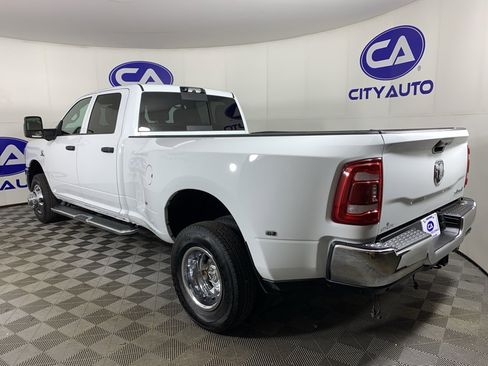 Used 2024 RAM 3500 Tradesman w/ Towing Technology Group image 5