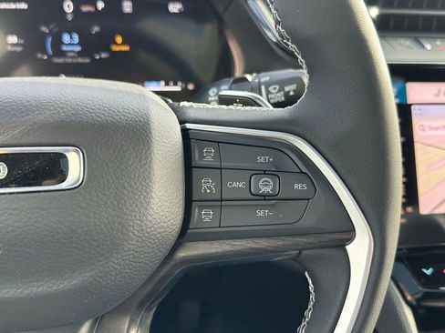 New 2026 Jeep Grand Cherokee Limited w/ Limited Altitude Package image 28