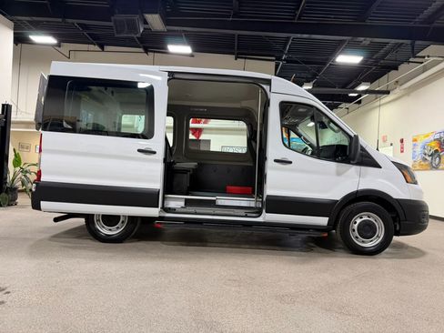 Used 2020 Ford Transit 150 Medium Roof RWD image 22