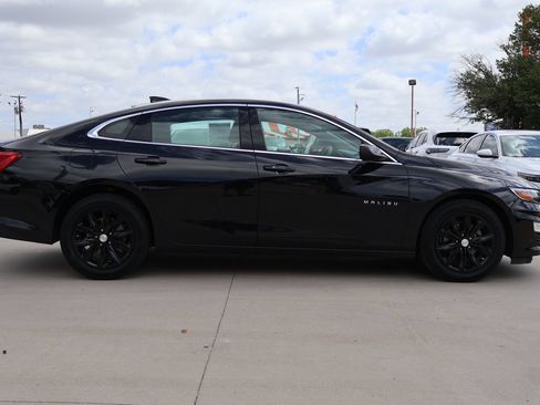 Used 2025 Chevrolet Malibu LT FWD image 5