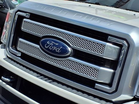 Used 2015 Ford F350 Platinum w/ Snow Plow Prep Package AWD/4WD image 34
