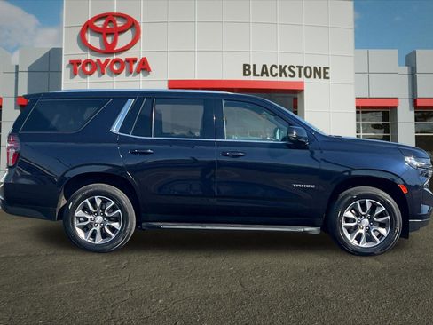Used 2023 Chevrolet Tahoe LT w/ Luxury Package AWD/4WD image 2