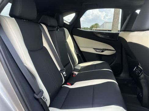 Used 2024 Lexus NX 250 FWD image 27