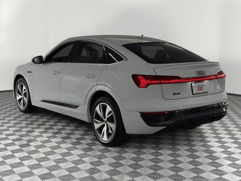 Used 2024 Audi Q8 e-tron Premium AWD/4WD image 3