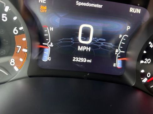 Used 2024 Jeep Compass Limited image 14