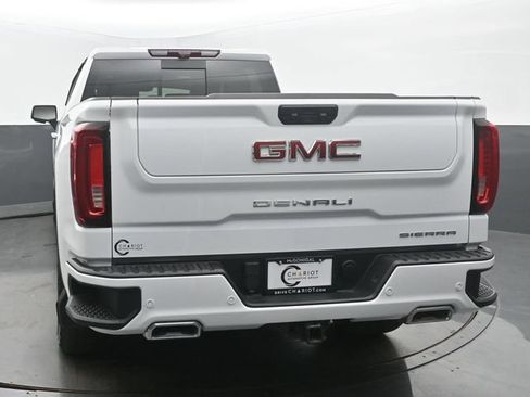 Used 2024 GMC Sierra 1500 Denali w/ Technology Package AWD/4WD image 5
