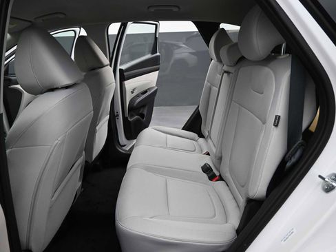 New 2026 Hyundai Tucson Blue SE image 13