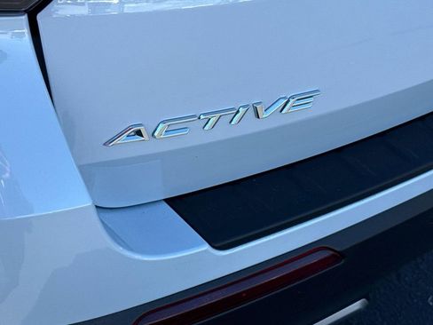 Used 2025 Ford Explorer Active w/ Active Comfort Package image 8
