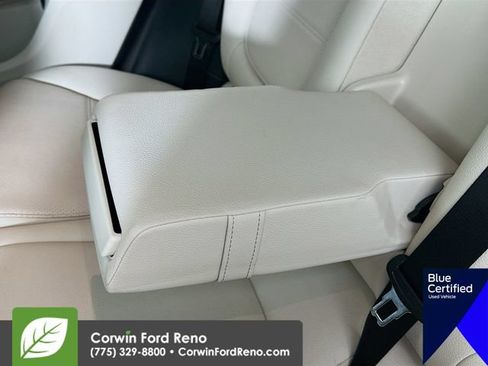Used 2023 Mercedes-Benz GLC 300 4MATIC image 30