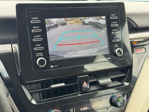 Used 2023 Toyota Camry LE image 28