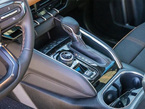 New 2026 GMC Canyon AT4 image 24