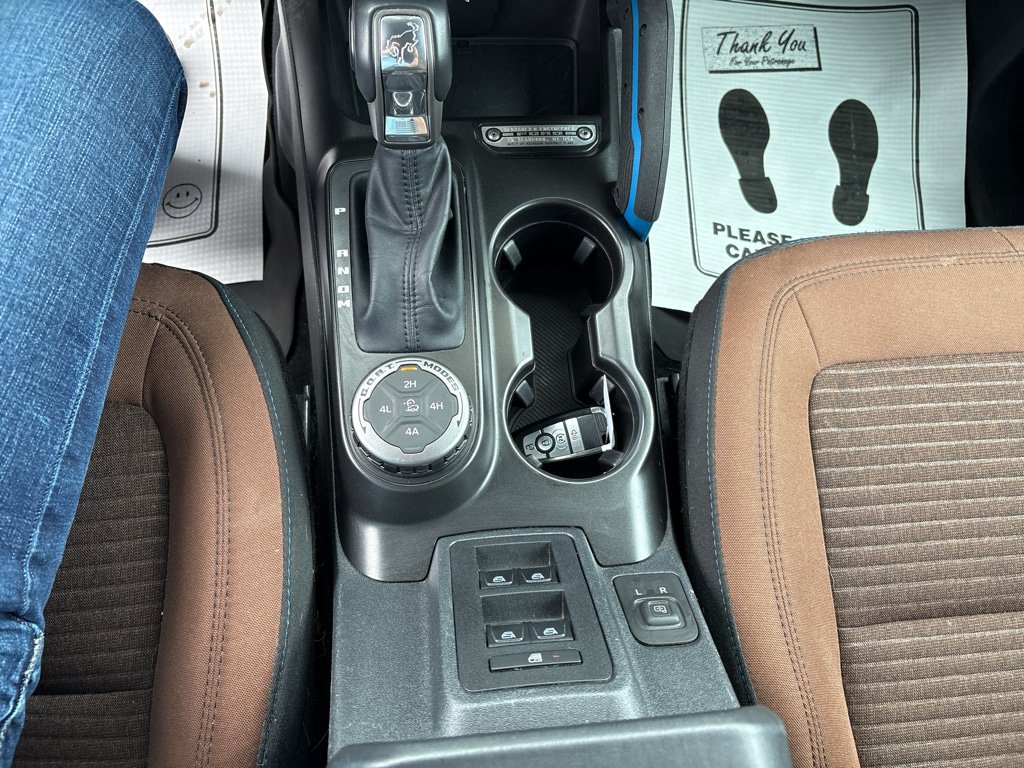 Used 2023 Ford Bronco Outer Banks AWD/4WD image 16