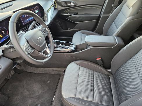 New 2026 Chevrolet Trax LT w/ Driver Confidence Package FWD image 15