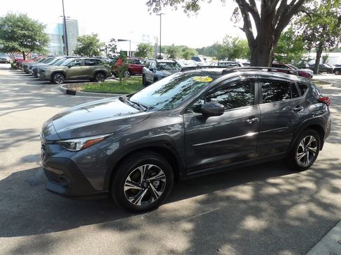 Used 2026 Subaru Crosstrek 2.5i Premium AWD/4WD image 5