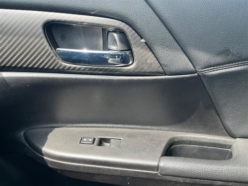 Used 2016 Honda Accord Sport image 20
