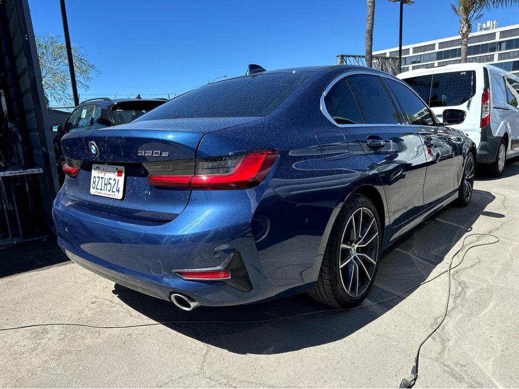Used 2021 BMW 330e w/ Convenience Package RWD image 6