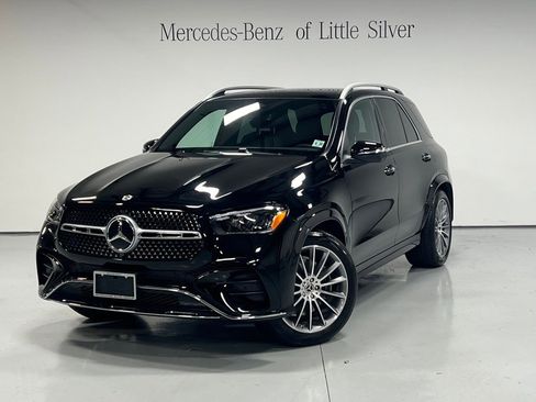 Used 2025 Mercedes-Benz GLE 450 4MATIC image 1
