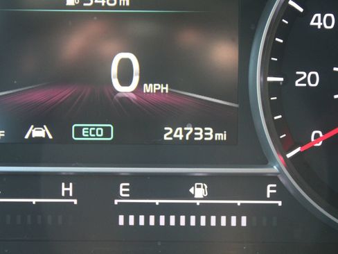 Certified 2023 Kia Sorento LX FWD image 29