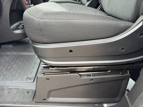 New 2026 RAM ProMaster 2500 w/ Convenience Group FWD image 14
