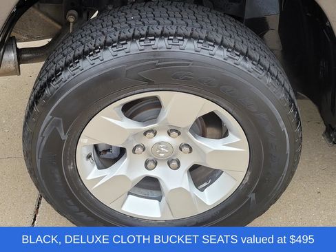 Used 2019 RAM 1500 Big Horn RWD image 7