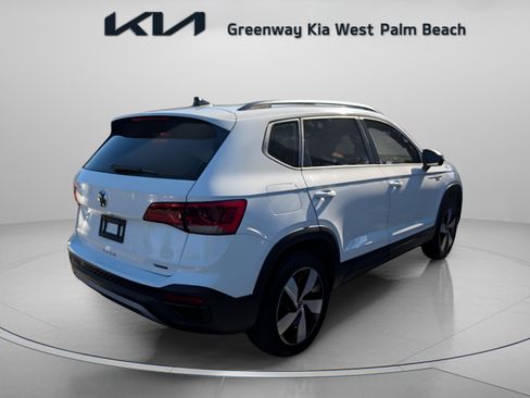 Used 2024 Volkswagen Taos S image 7