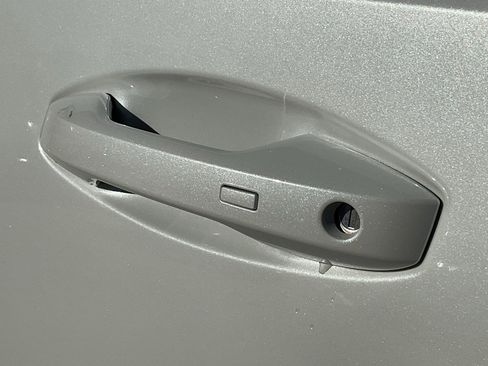 New 2026 Nissan Armada SL image 9