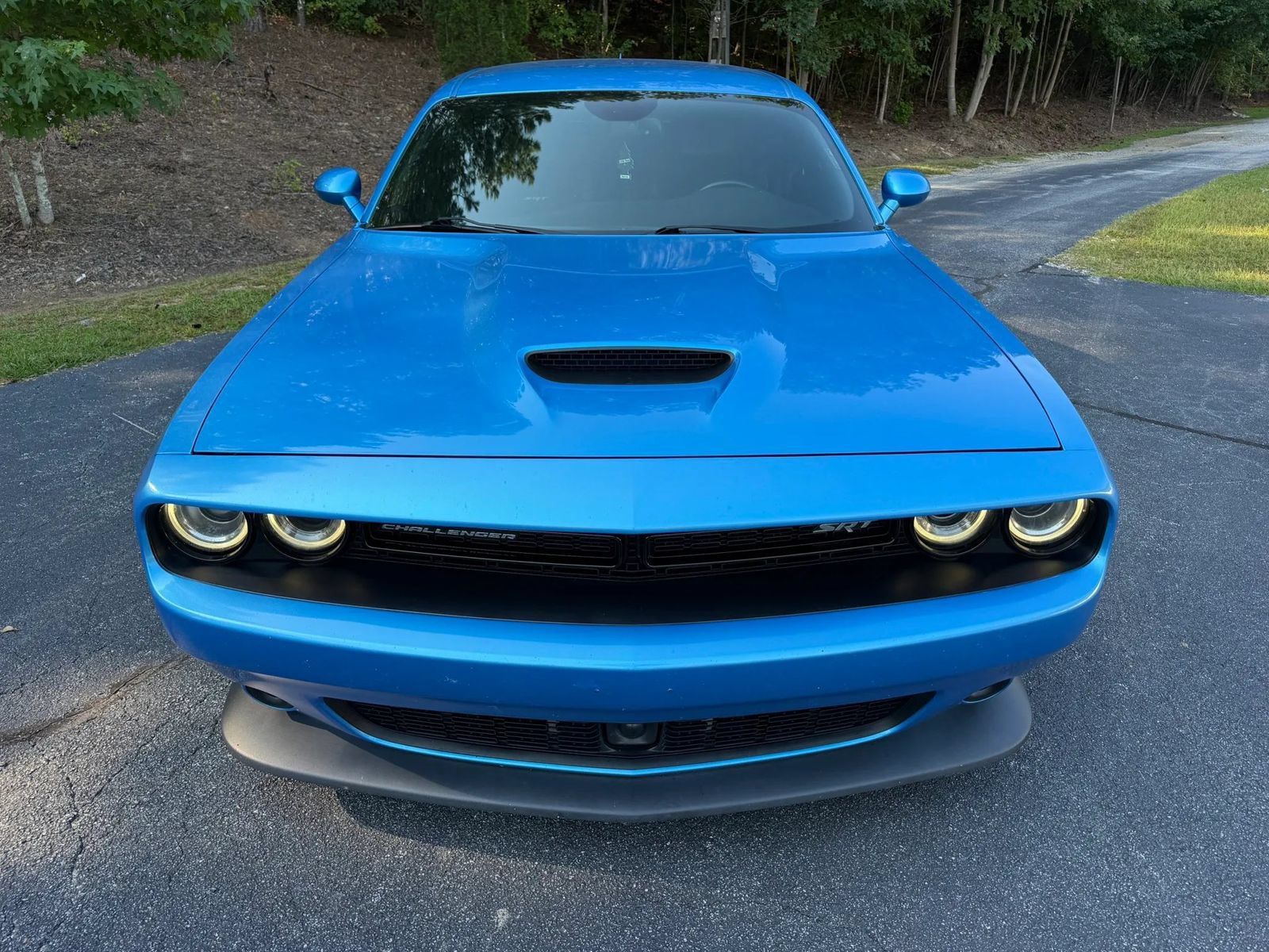 Used 2015 Dodge Challenger SRT w/ Technology Group RWD image 4