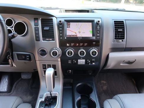 Used 2013 Toyota Sequoia Limited AWD/4WD image 26