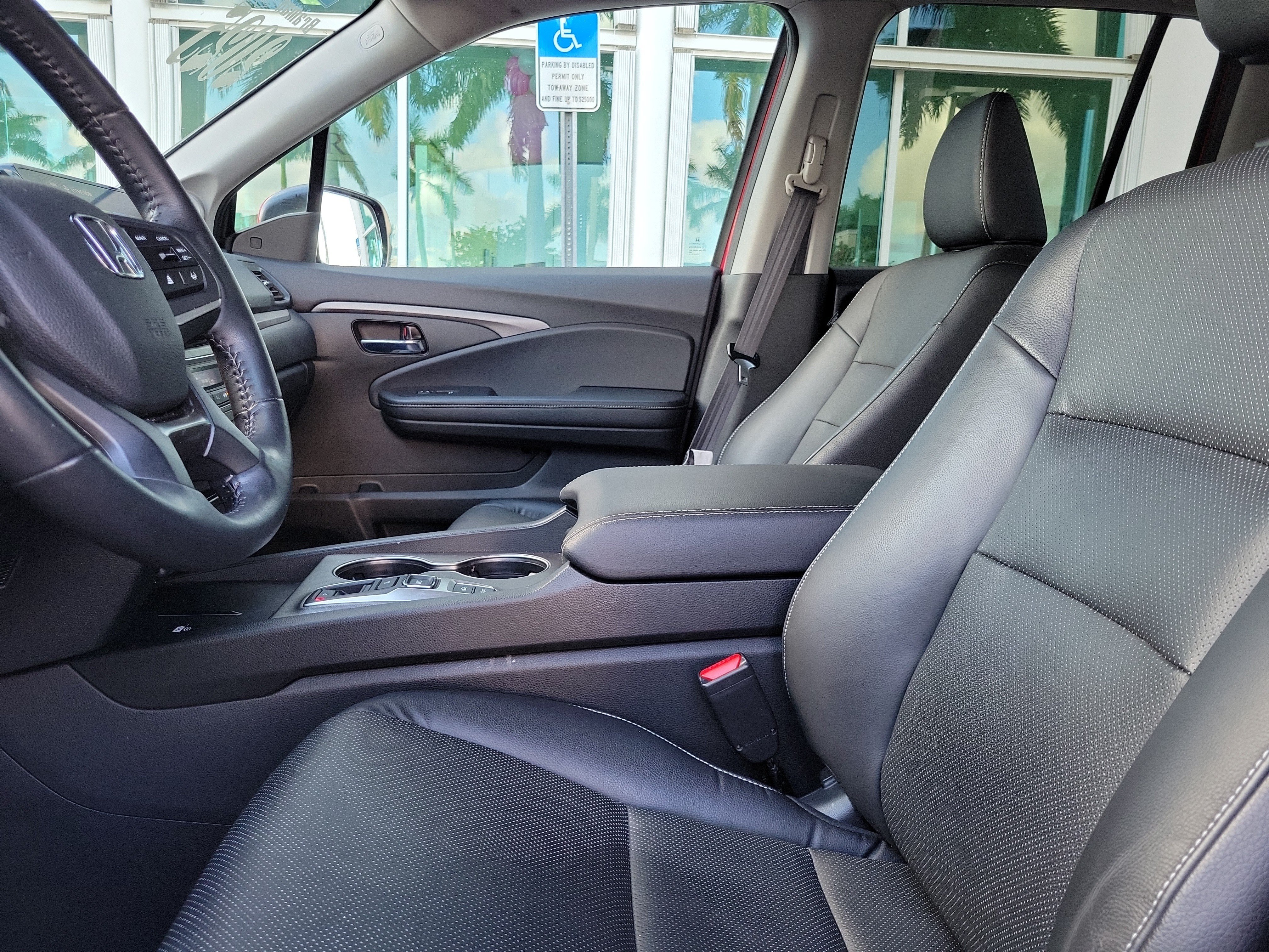 Certified 2025 Honda Ridgeline RTL image 19