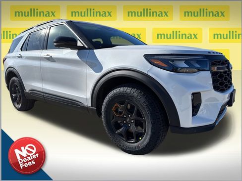 New 2026 Ford Explorer Tremor w/ Tremor Convenience Package image 1