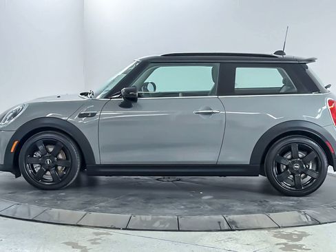 Used 2023 MINI Cooper S FWD image 5