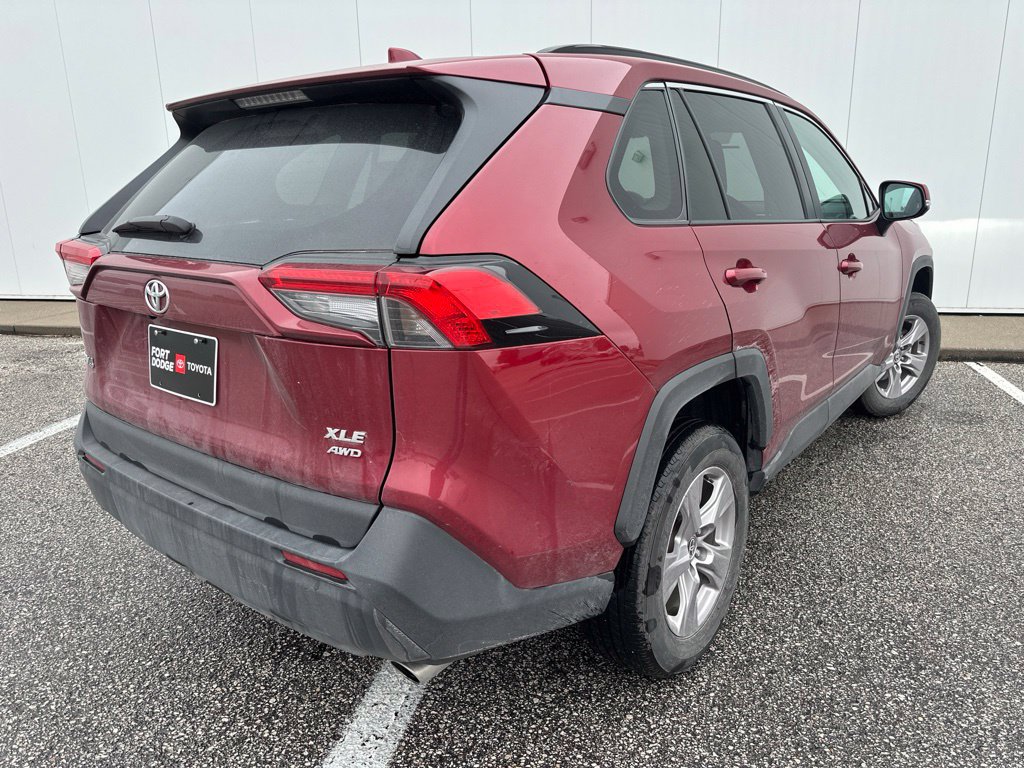 Used 2025 Toyota RAV4 XLE AWD/4WD image 7