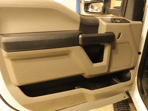 Used 2022 Ford F350 XL w/ Power Equipment Group image 8