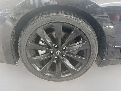 Used 2023 Nissan Maxima SR w/ Sport Mat Group image 33