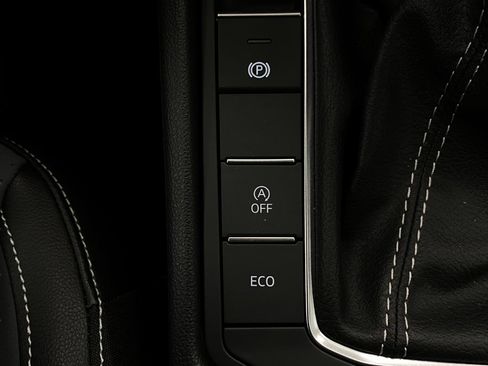 New 2026 Volkswagen Jetta SE image 23